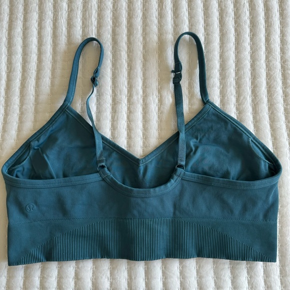 EUC Ebb to Street Bra C/D - Picture 6 of 9